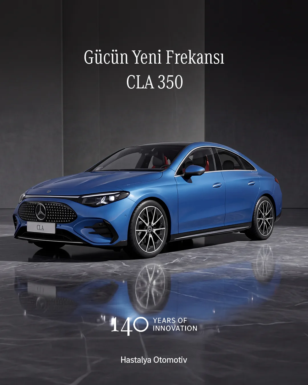 Koyu, yansımalı zeminde mavi CLA 350; "Gücün Yeni Frekansı" başlığı.