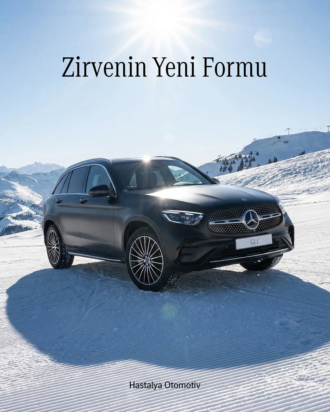 Karlı dağ yamacında güneşin altında koyu GLC; "Zirvenin Yeni Formu" başlığı.